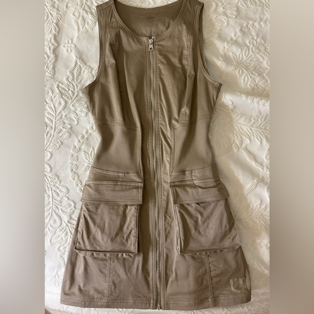 ALO Yoga Tan Sleeveless Dress - Picture 4 of 5